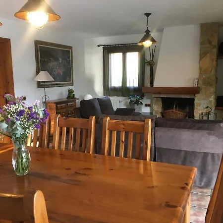 Cadiretes Holiday home