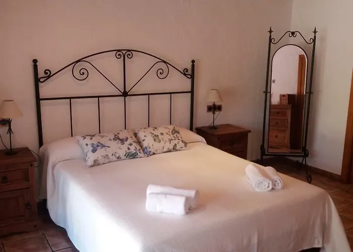 Cadiretes Tatil Evi *