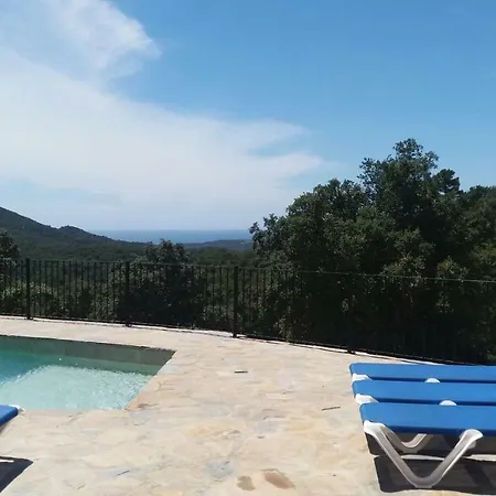 Cadiretes Casa de Férias *